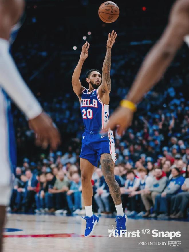 31岁重返NBA，佩恩三分8中8狂轰32分，成为76人替补